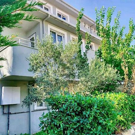 Ahmet Teacher Hotel,6 Minutes From The Airport Arnavutkoy Экстерьер фото