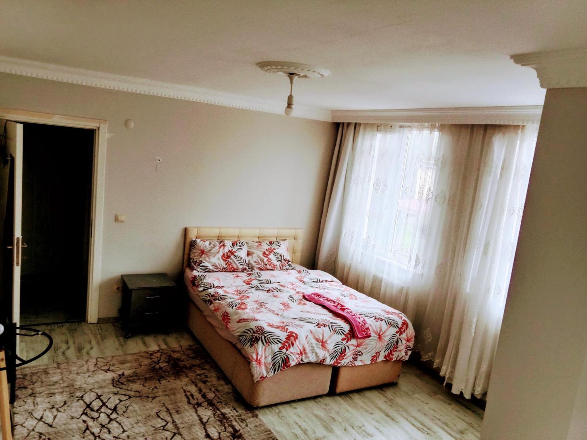 Ahmet Teacher Hotel,6 Minutes From The Airport Arnavutkoy Экстерьер фото