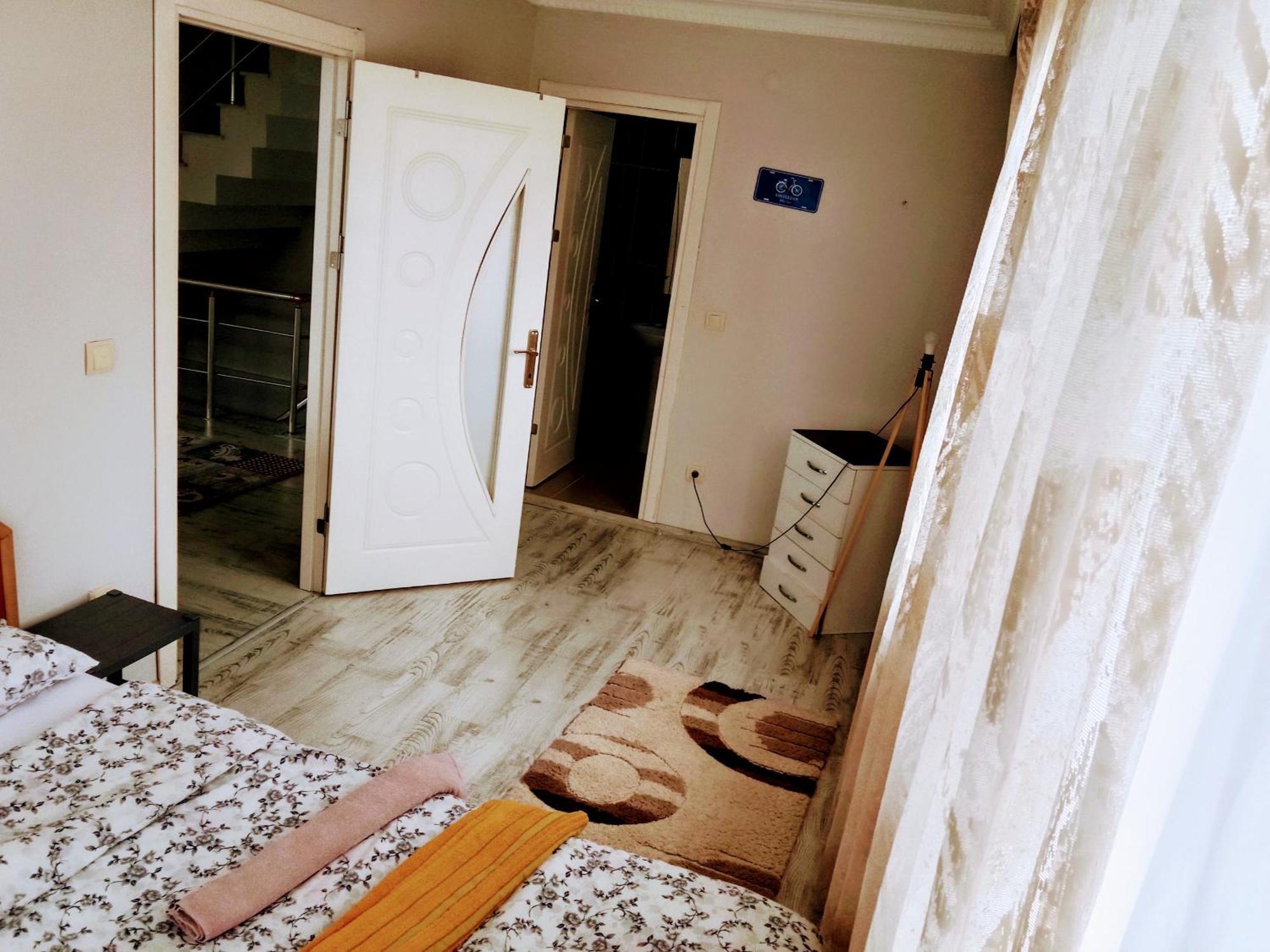 Ahmet Teacher Hotel,6 Minutes From The Airport Arnavutkoy Экстерьер фото