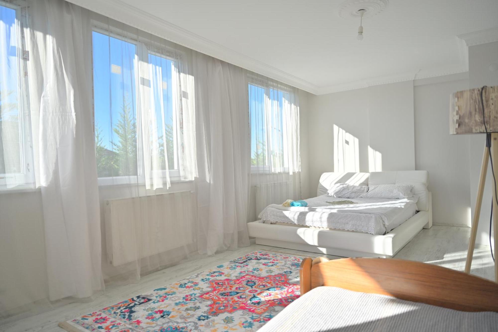 Ahmet Teacher Hotel,6 Minutes From The Airport Arnavutkoy Экстерьер фото